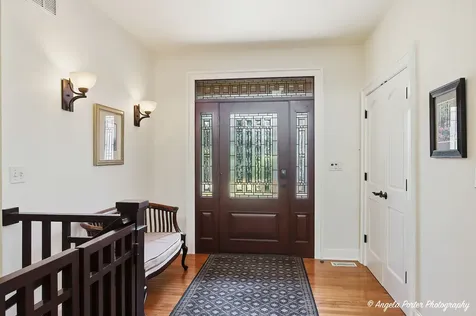 6712 Burning Tree Circle Mchenry IL 60050