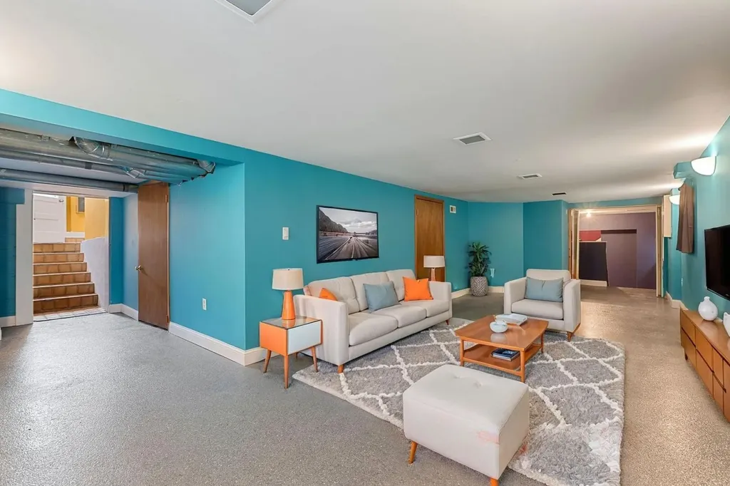 323 North Pleasant Road Lake Zurich IL 60047
