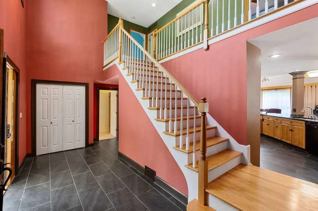 323 North Pleasant Road Lake Zurich IL 60047