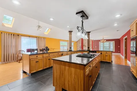 323 North Pleasant Road Lake Zurich IL 60047