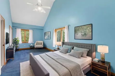 323 North Pleasant Road Lake Zurich IL 60047
