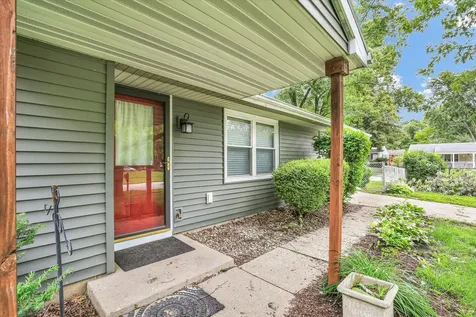3310 York Drive Champaign IL 61821