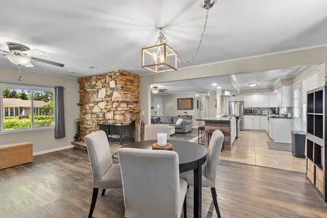 1001 63RD Place La Grange Highlands IL 60525