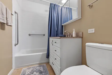 1001 63RD Place La Grange Highlands IL 60525