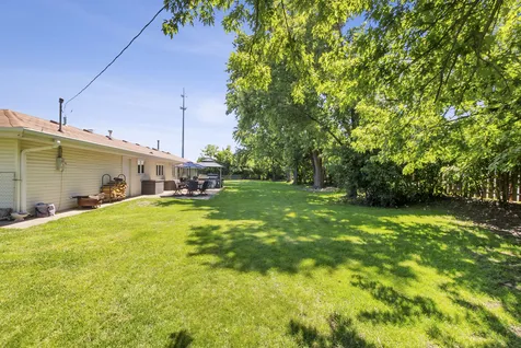 1001 63RD Place La Grange Highlands IL 60525