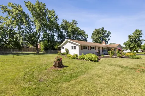 1001 63RD Place La Grange Highlands IL 60525