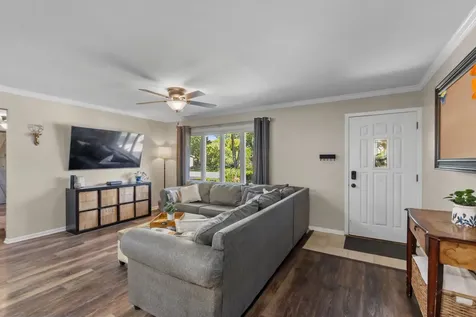 1001 63RD Place La Grange Highlands IL 60525