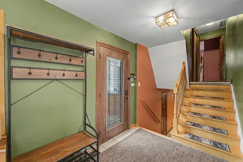 1331 North Indigo Drive Mount Prospect IL 60056