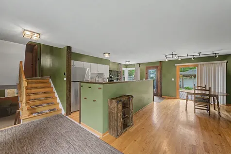 1331 North Indigo Drive Mount Prospect IL 60056