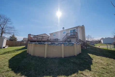 829 Prairie Avenue Bartlett IL 60103