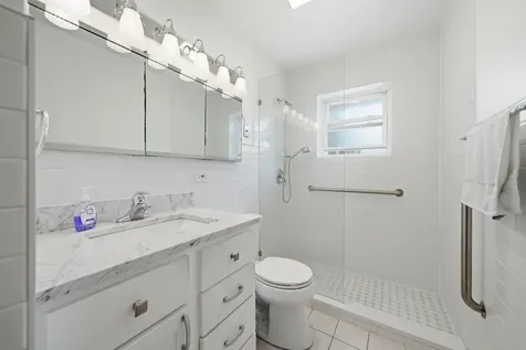 498 Gilbert Drive Wood Dale IL 60191