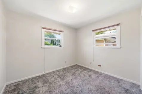 498 Gilbert Drive Wood Dale IL 60191