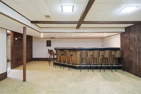 498 Gilbert Drive Wood Dale IL 60191