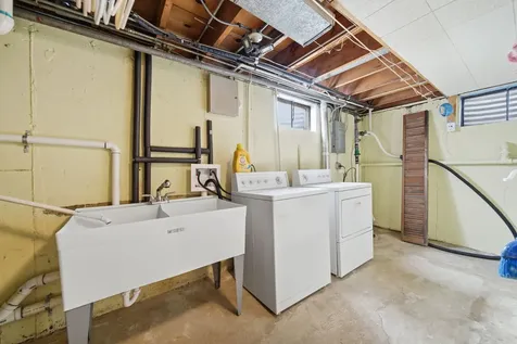 498 Gilbert Drive Wood Dale IL 60191
