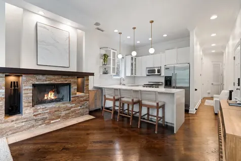 1131 West Addison Street Chicago IL 60613