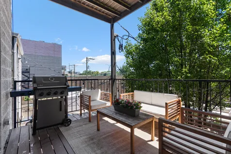 1131 West Addison Street Chicago IL 60613