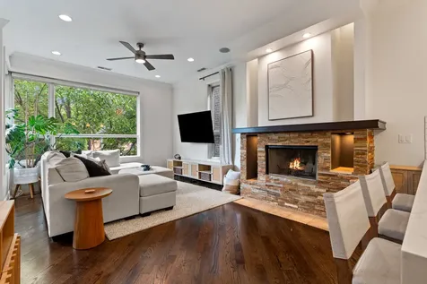 1131 West Addison Street Chicago IL 60613