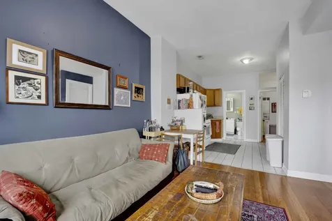 2545 West North Avenue Chicago IL 60647