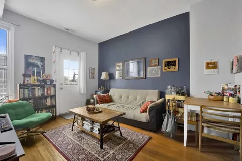 2545 West North Avenue Chicago IL 60647