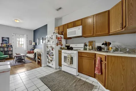 2545 West North Avenue Chicago IL 60647