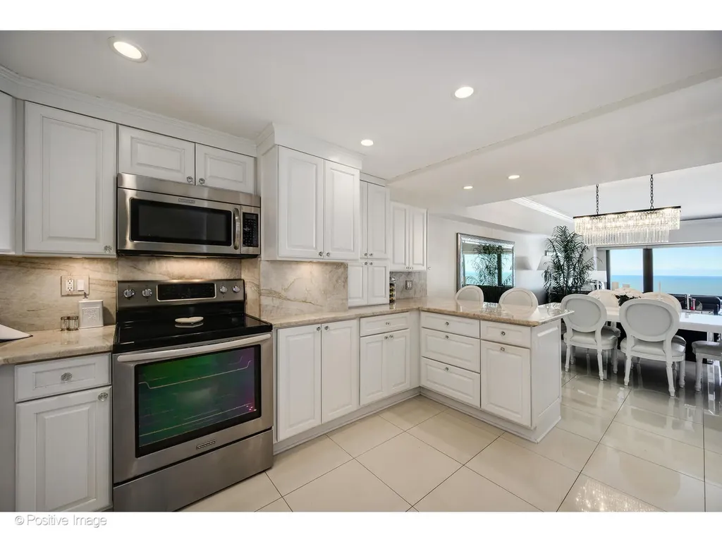 175 East Delaware Place Chicago IL 60611