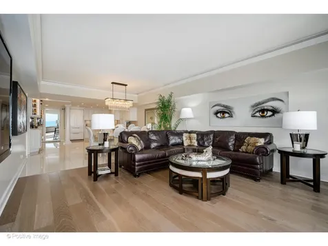 175 East Delaware Place Chicago IL 60611