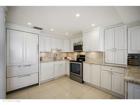 175 East Delaware Place Chicago IL 60611