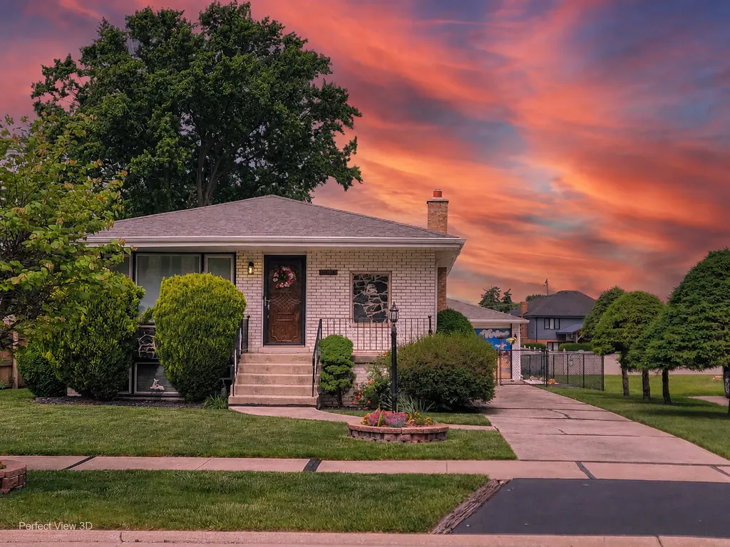 9020 Nashville Avenue Oak Lawn IL 60453