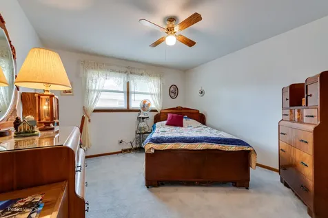 9020 Nashville Avenue Oak Lawn IL 60453