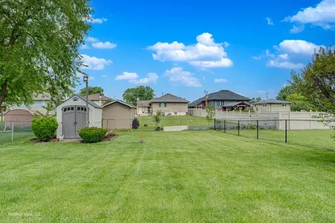 9020 Nashville Avenue Oak Lawn IL 60453