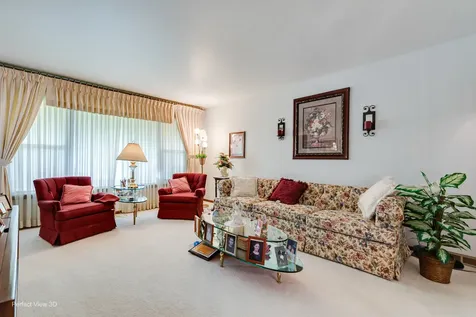 9020 Nashville Avenue Oak Lawn IL 60453