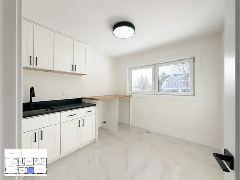 703 North Gibbons Avenue Arlington Heights IL 60004