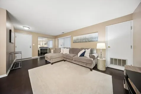 550 Vine Avenue Highland Park IL 60035