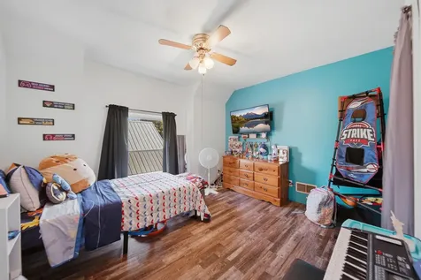 326 Logan Avenue Dixon IL 61021