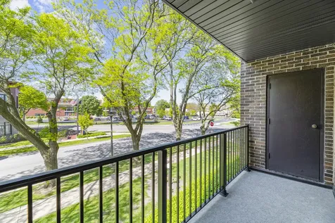 5019 Mulford Street Skokie IL 60077