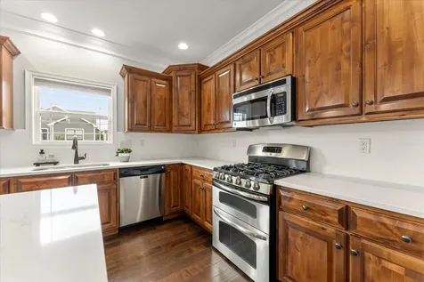 1107 Farm Lake Drive Mahomet IL 61853