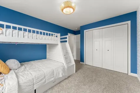1107 Farm Lake Drive Mahomet IL 61853