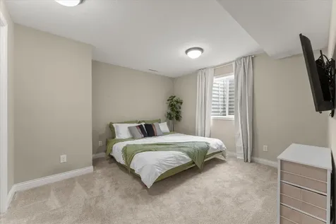 1107 Farm Lake Drive Mahomet IL 61853