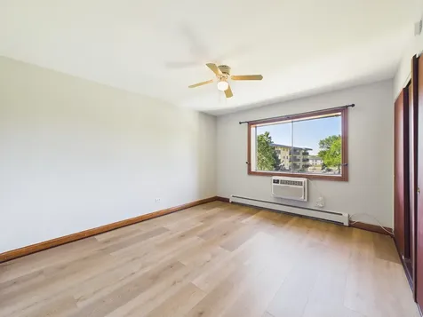 2222 South Goebbert Road Arlington Heights IL 60005