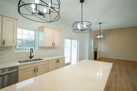 1401 174 Street East Hazel Crest IL 60429