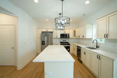 1401 174 Street East Hazel Crest IL 60429