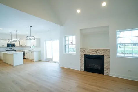1401 174 Street East Hazel Crest IL 60429