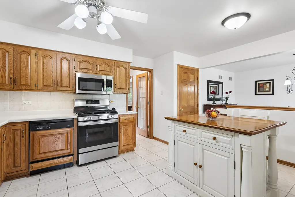 10629 Lynn Drive Orland Park IL 60467