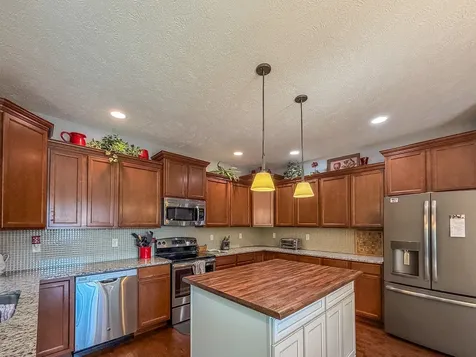 3907 Boulder Ridge Drive Champaign IL 61822