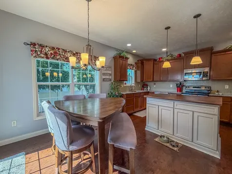 3907 Boulder Ridge Drive Champaign IL 61822