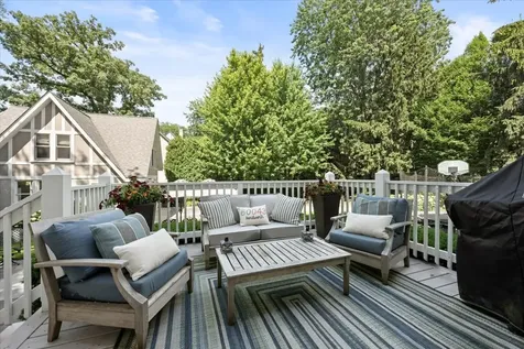 433 Cumnor Road Kenilworth IL 60043