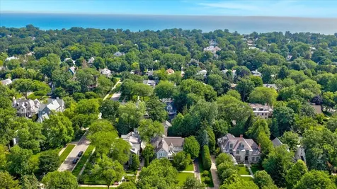433 Cumnor Road Kenilworth IL 60043