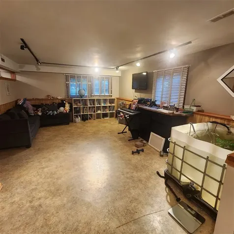 110 East Burr Oak Drive Arlington Heights IL 60004