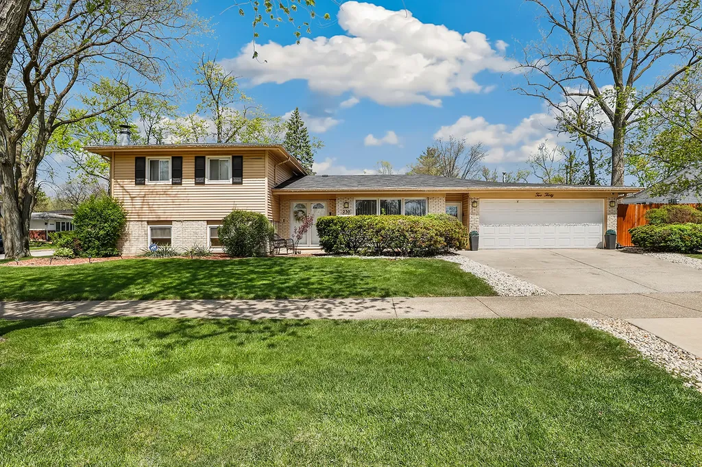 230 Hickory Street Park Forest IL 60466