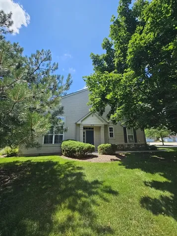 749 Dillon Court Grayslake IL 60030